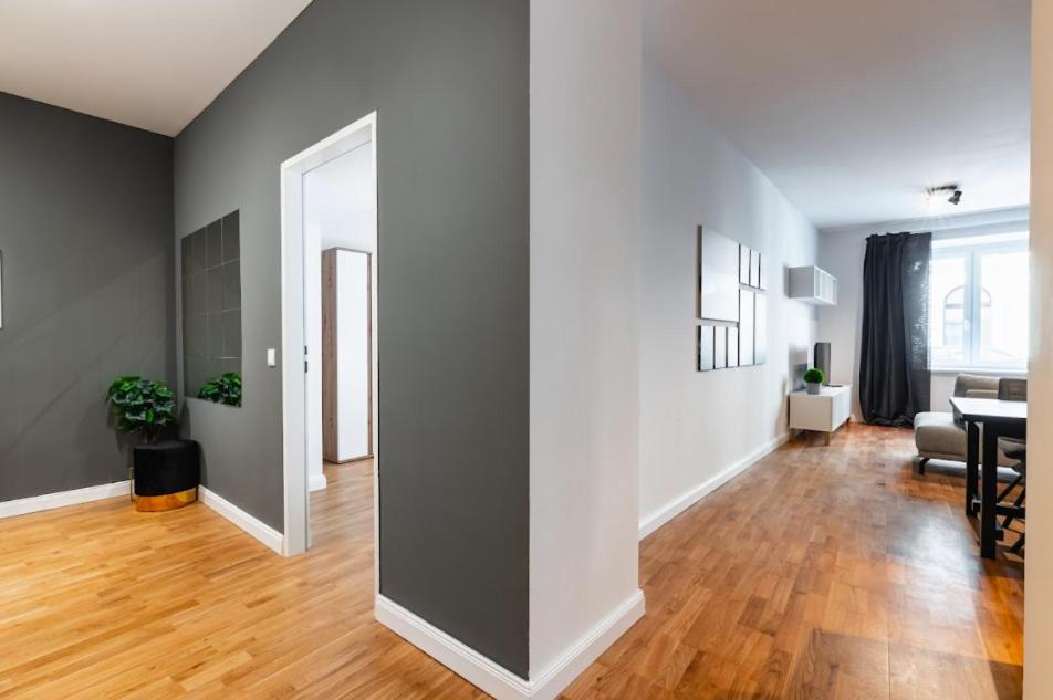 Authentic Apartment Next To Schwedenplatz Vienne Extérieur photo