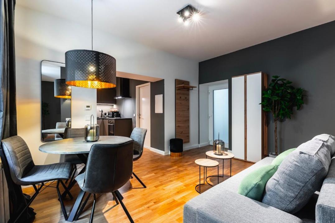 Authentic Apartment Next To Schwedenplatz Vienne Extérieur photo