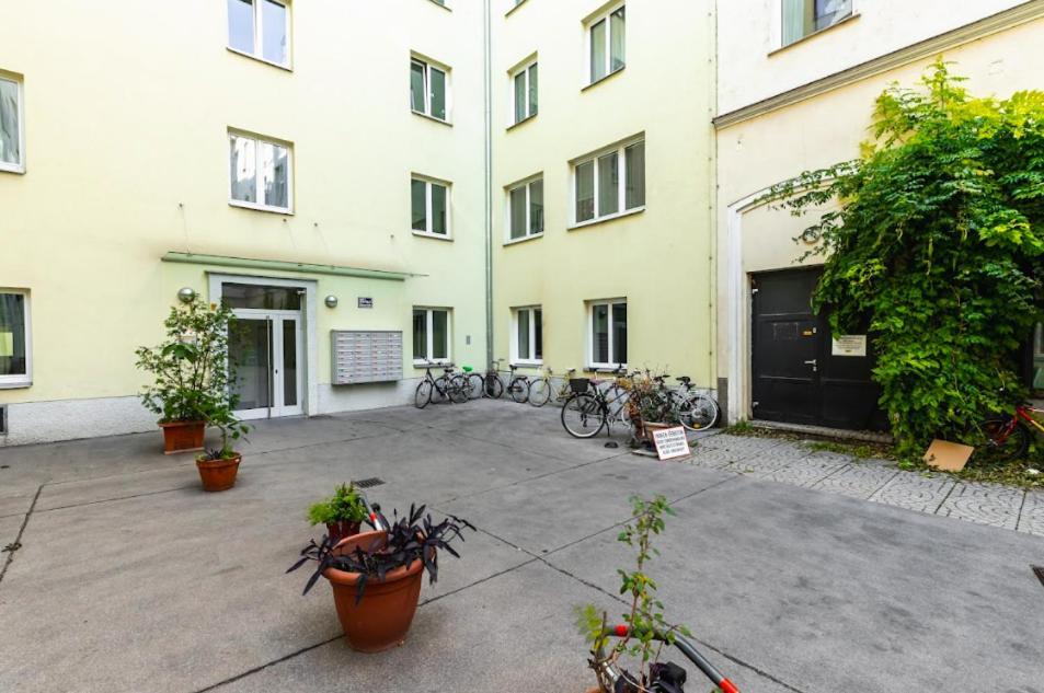 Authentic Apartment Next To Schwedenplatz Vienne Extérieur photo